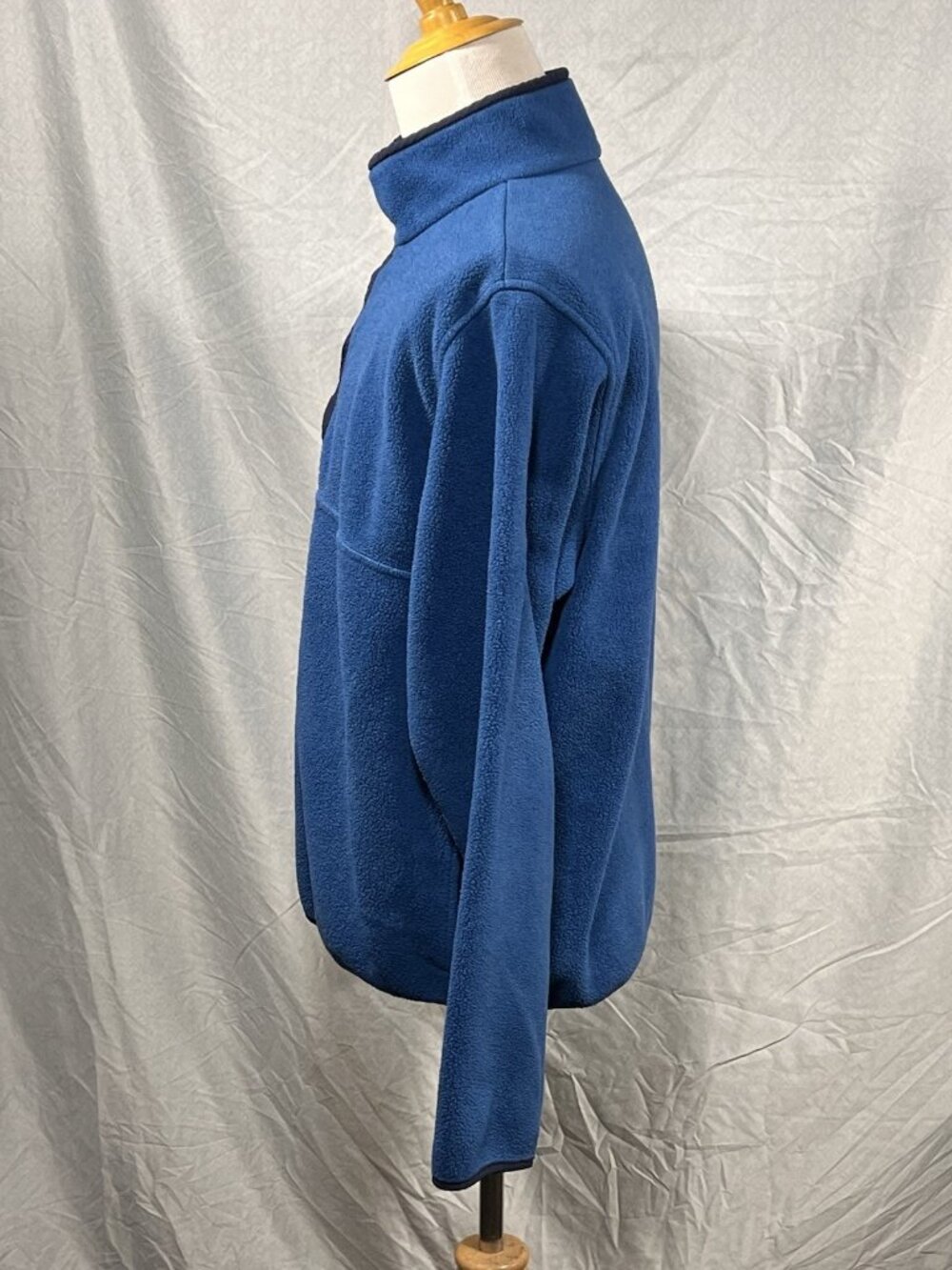 L.L. Bean Mens Large Blue Fleece Snap Pullover USA Made Outdoor Sweater - Picture 4 of 7